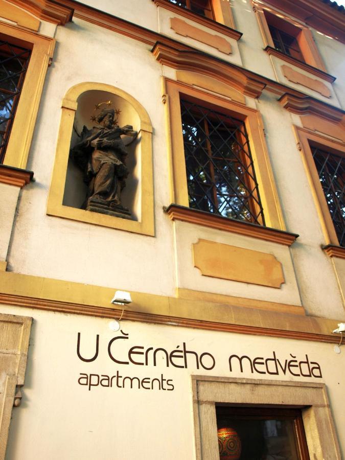 U Cerneho Medveda- At The Black Bear Appartamento Praga Esterno foto